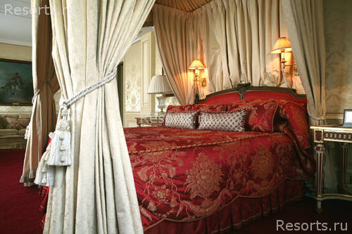 Hotel Four Seasons George V 10